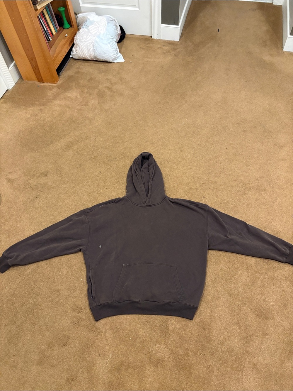 Hollister Men's Pullover Hoodie in Charcoal Gray